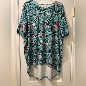 LulaRoe Long Tunic Top in size small